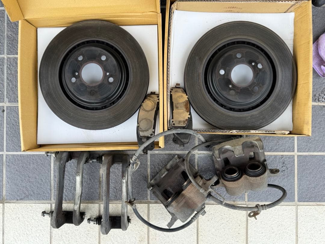 seenアルファードSC 30系 4WD GGH35W 純正 ブレーキ