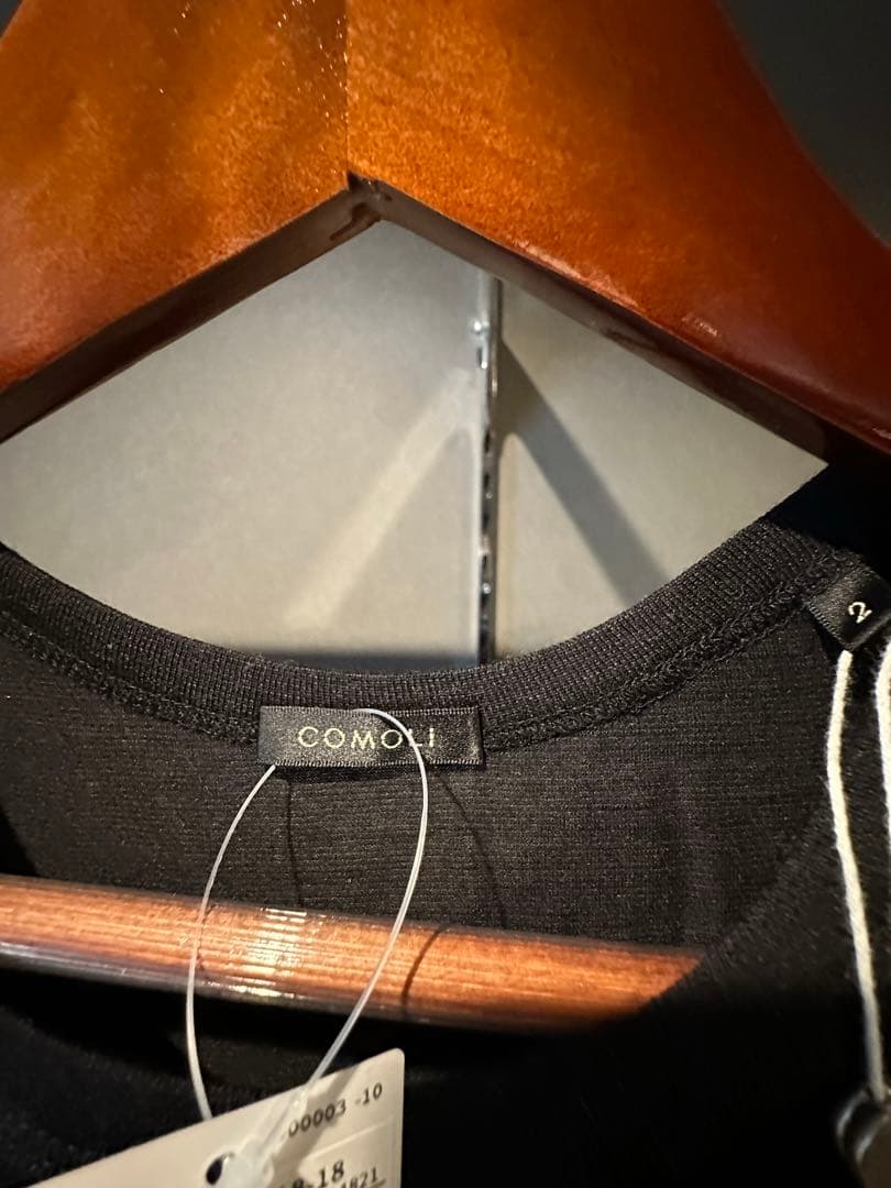 COMOLIコモリ25ssサマーウール タンクトップ　サイズ2