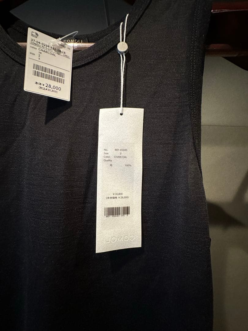 COMOLIコモリ25ssサマーウール タンクトップ　サイズ2