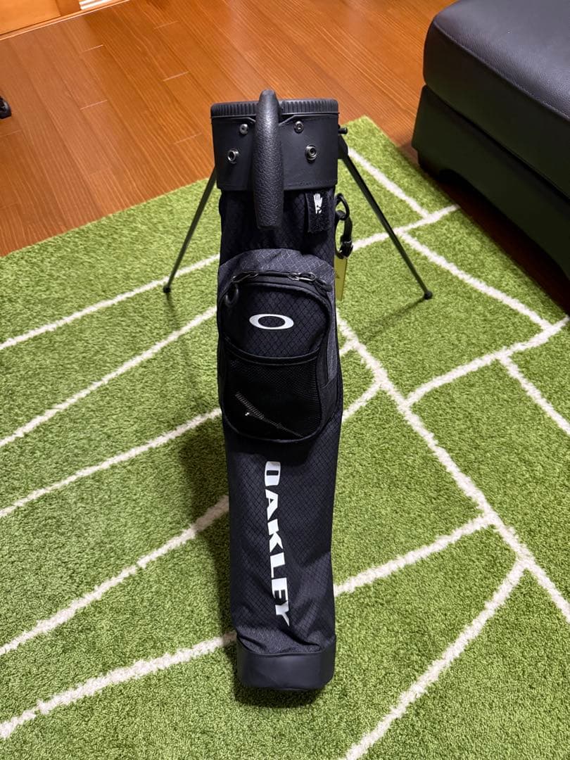 OAKLEY ブラック キャディバッグ