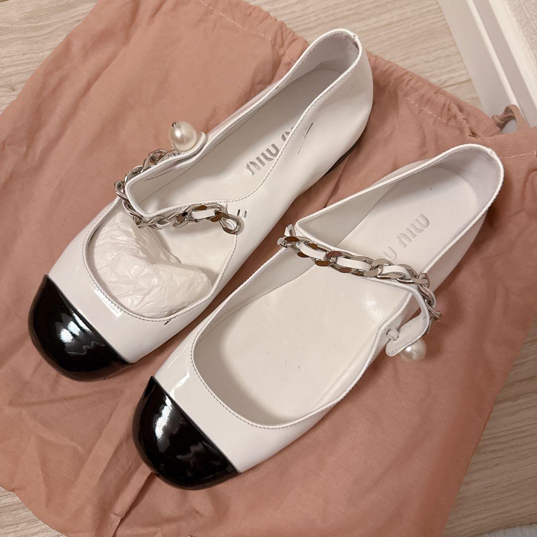 MIU MIU バレエシューズ 37 ホワイト/ブラック