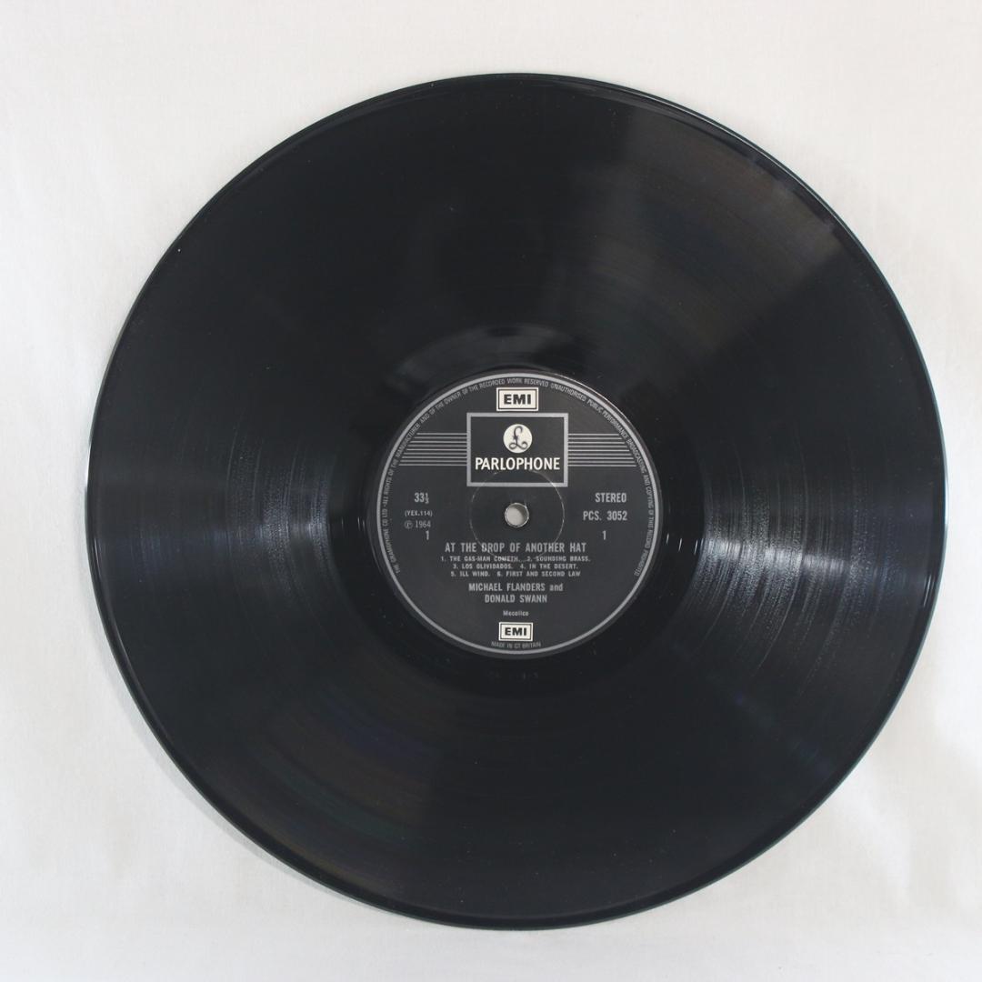 英LP At The Drop Of Another Hat UK盤 ステレオ