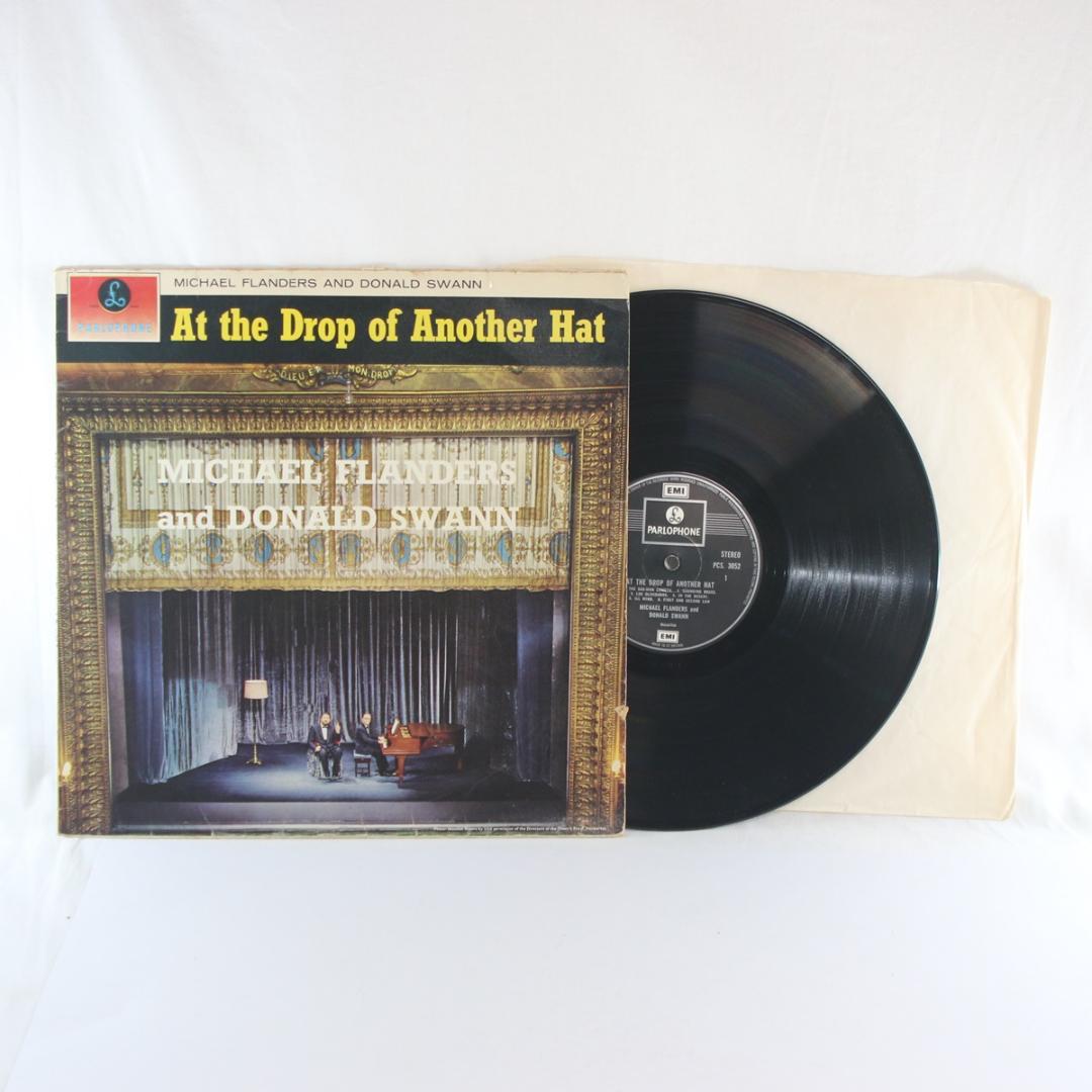 英LP At The Drop Of Another Hat UK盤 ステレオ