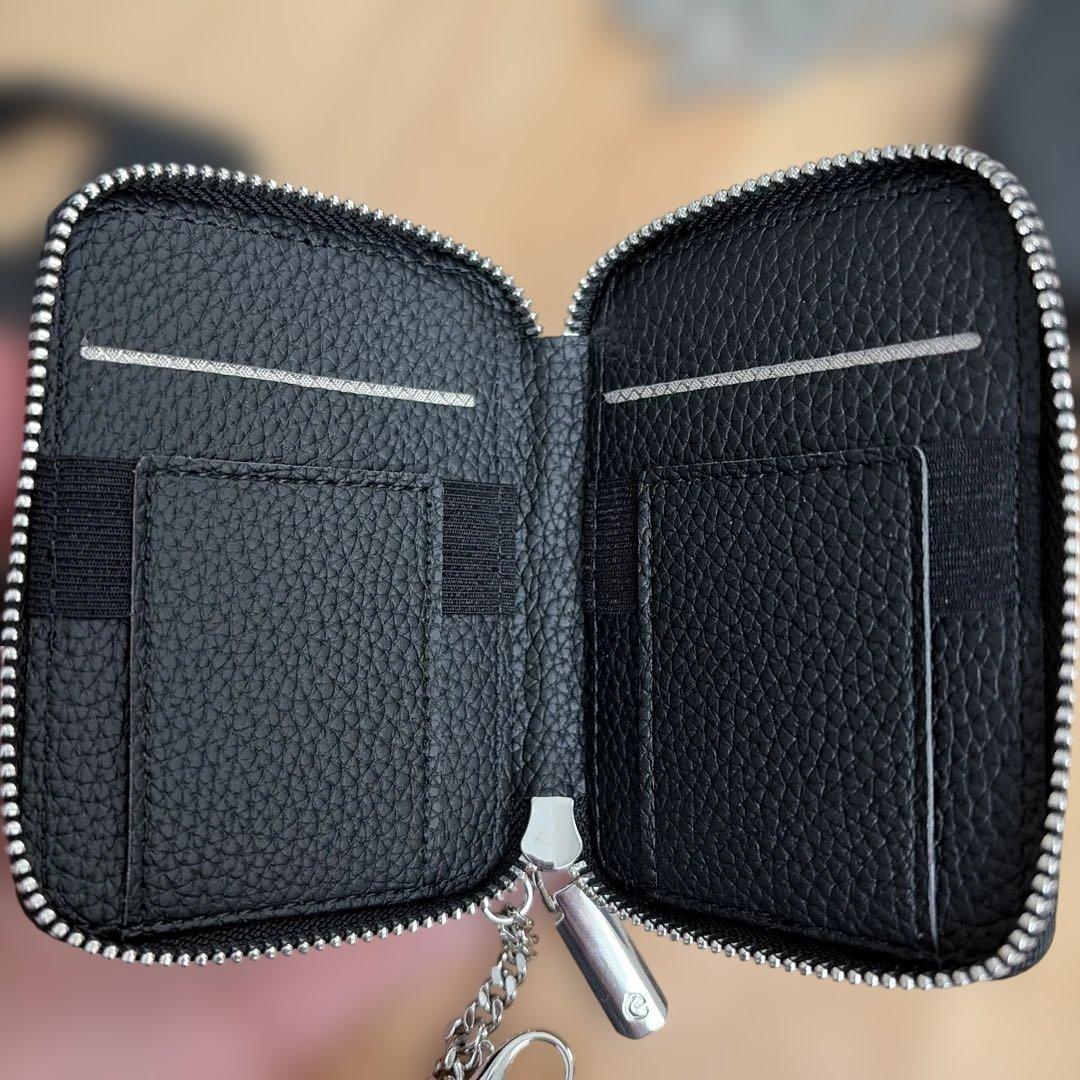 ぽぽ様☆CUSTYPE ブラック シルバー金具 iPhone17ケース セット