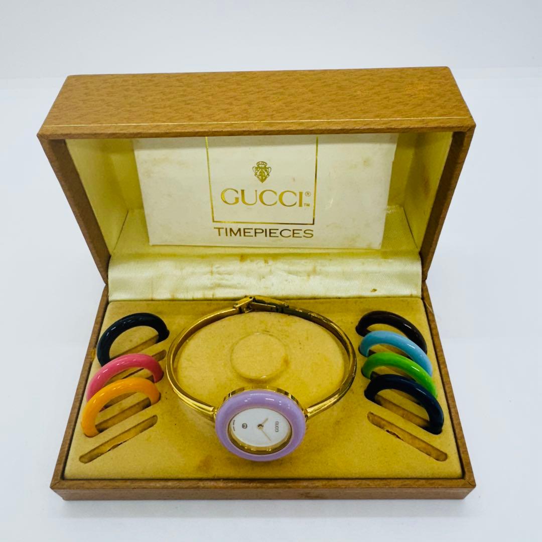 ✨GUCCI✨グッチ✨チェンジベゼル✨レディース✨ホワイト文字盤✨腕時計✨