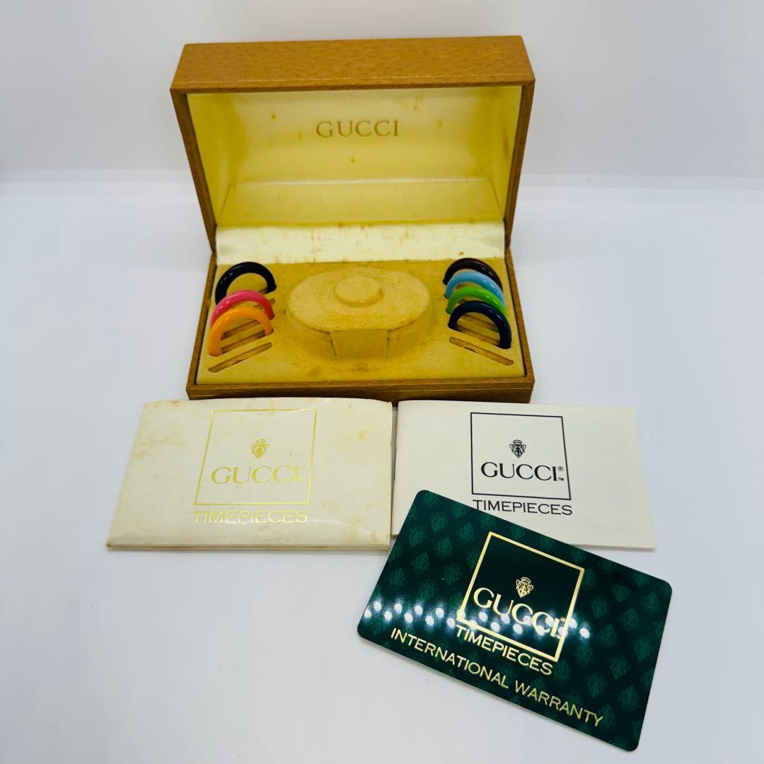 ✨GUCCI✨グッチ✨チェンジベゼル✨レディース✨ホワイト文字盤✨腕時計✨