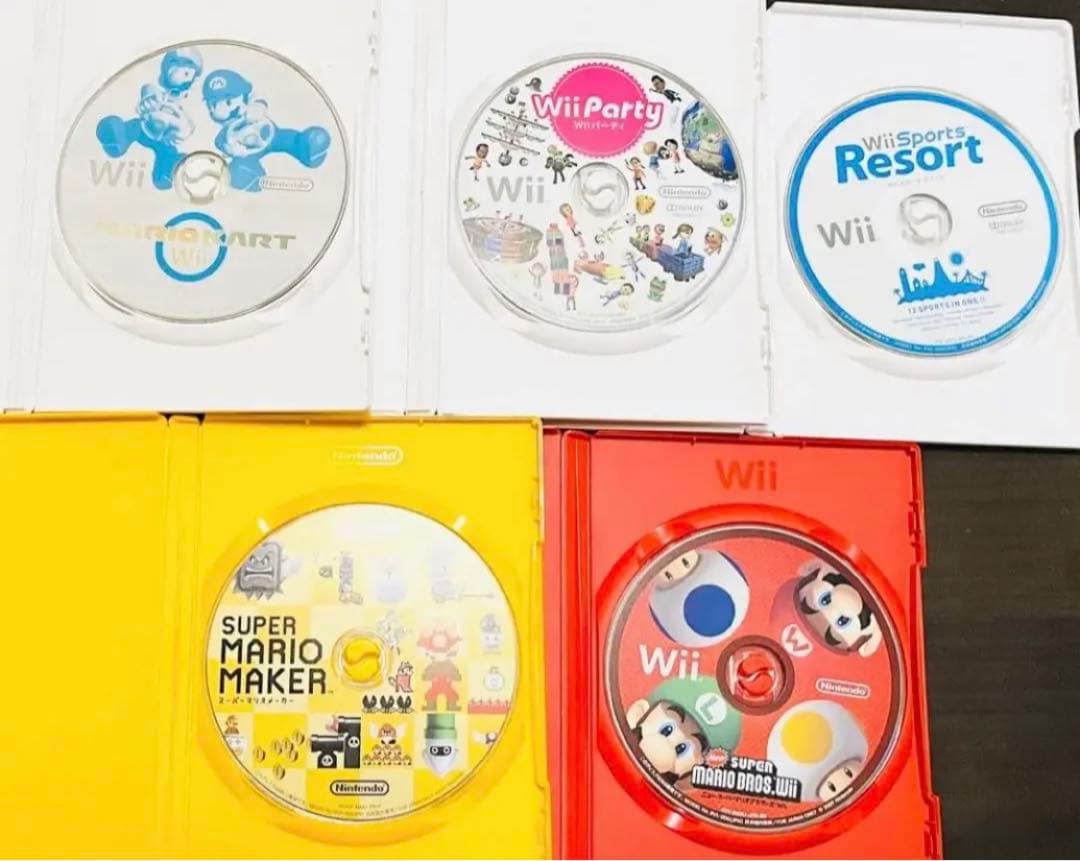 【匿名配送】wiiu 本体、ソフト　豪華セット