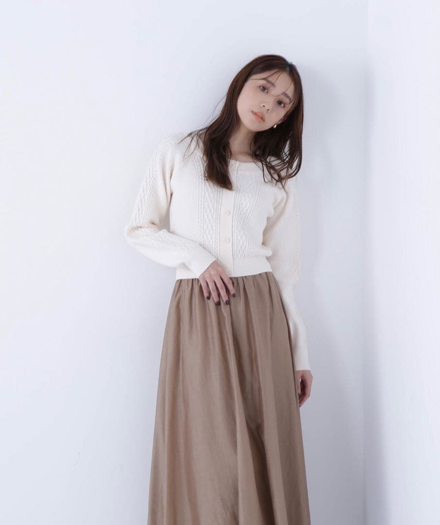 ナチュラル ビューティー ベーシック ケーブル 長袖 ニット ワンピース 白