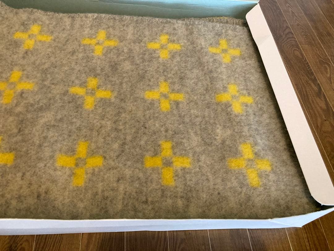 KIRPPAN ウールブランケット グレー イエロー90✖️130㌢