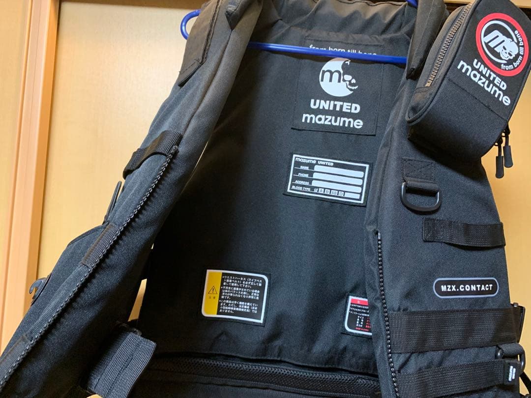 M　mazume MZX.CONTACT 黒 ライフジャケット