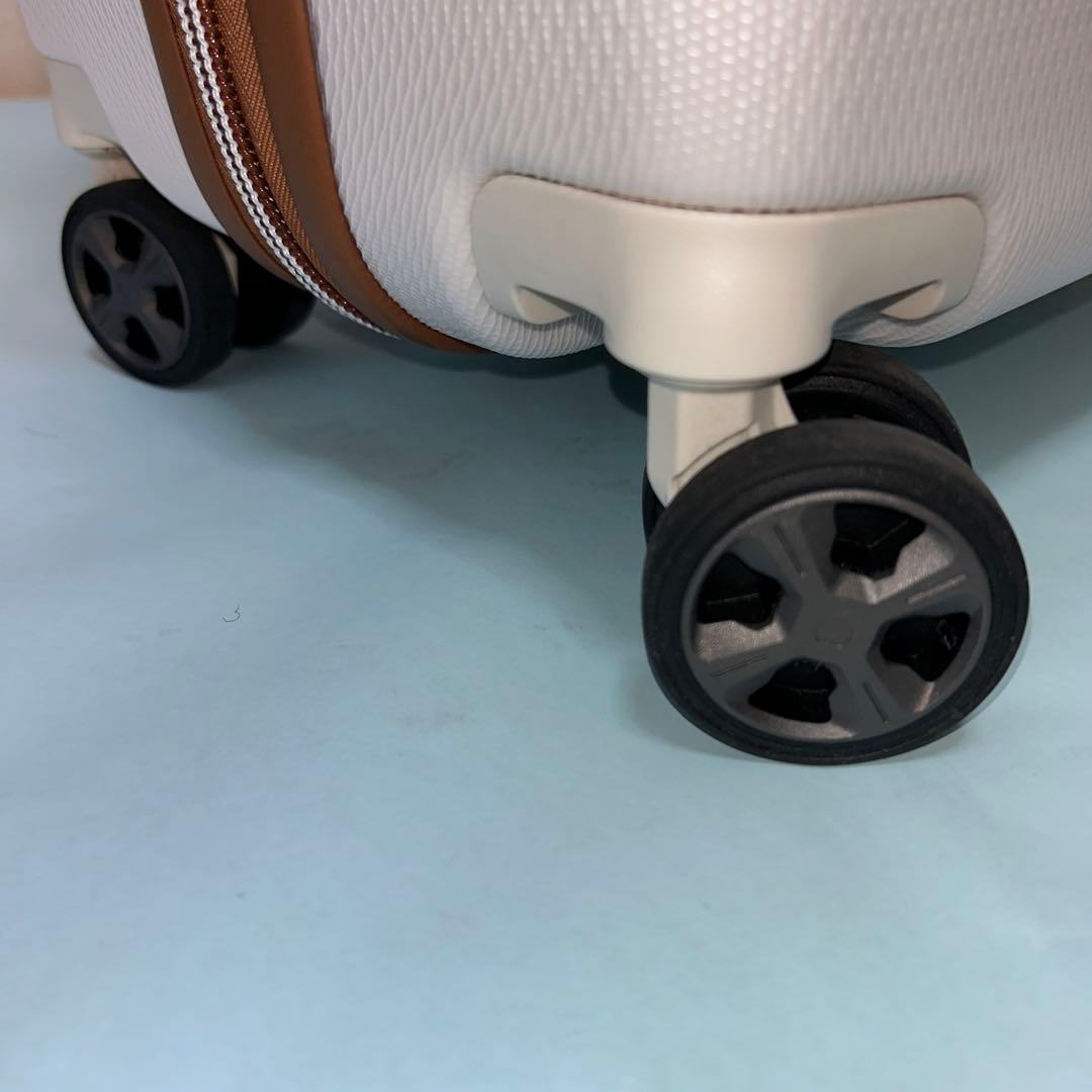 ☆DELSEY☆デルセースーツケース　機内持ち込み可