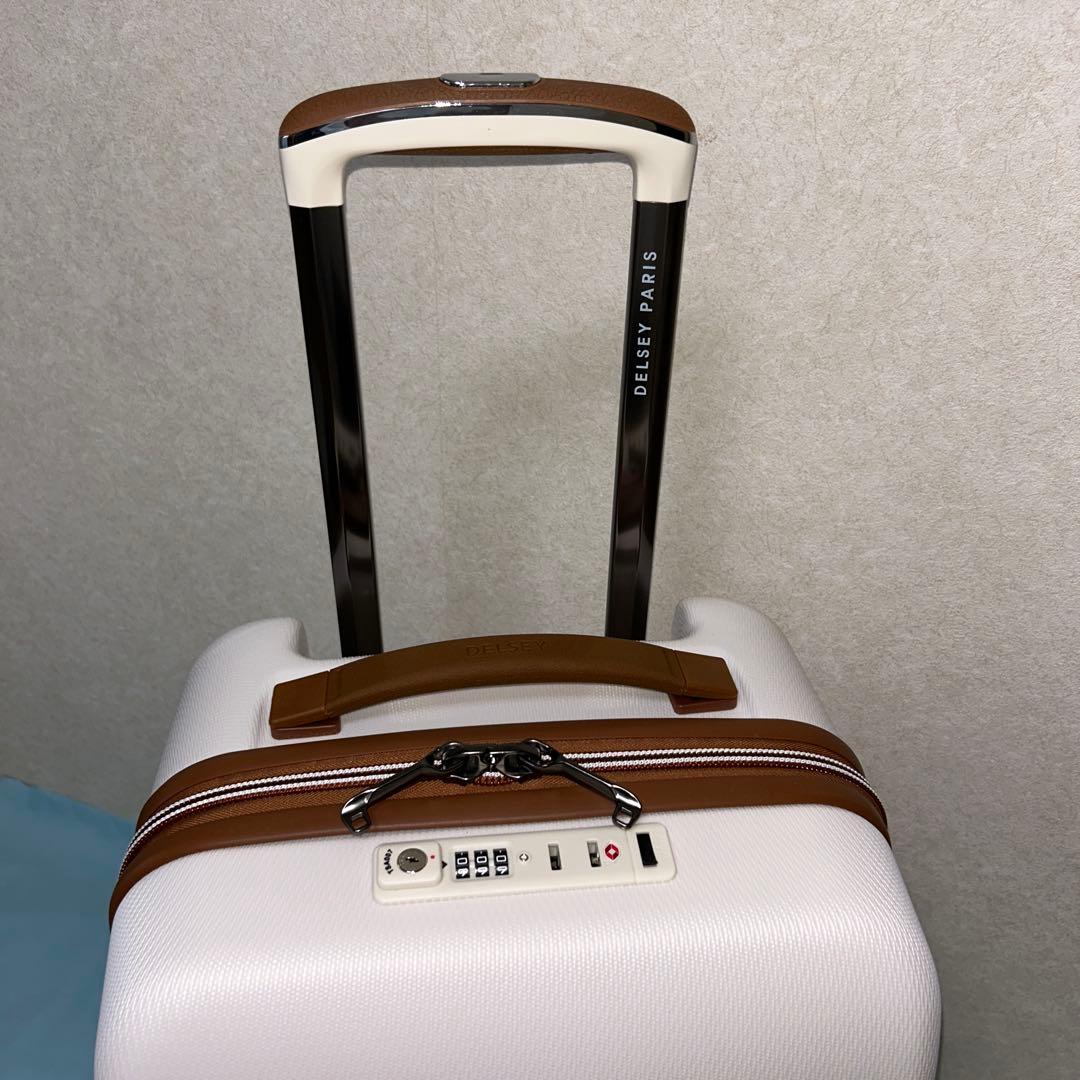 ☆DELSEY☆デルセースーツケース　機内持ち込み可