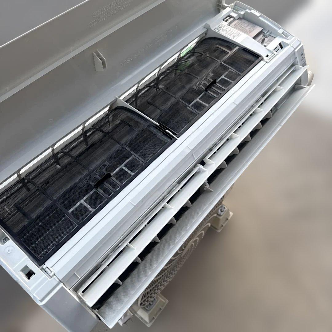 引き取り限定価格Panasonic Eolia CS-222DFL-W