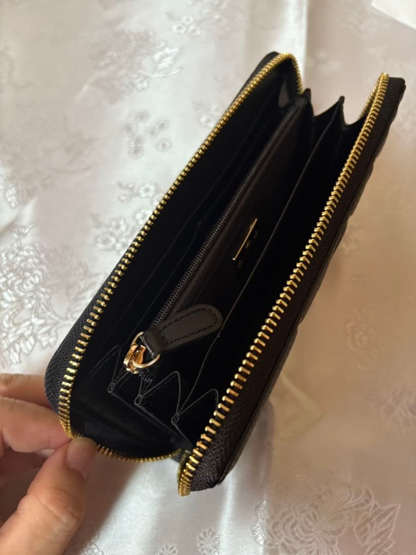 新品 Vivienne Westwood ブラック長財布