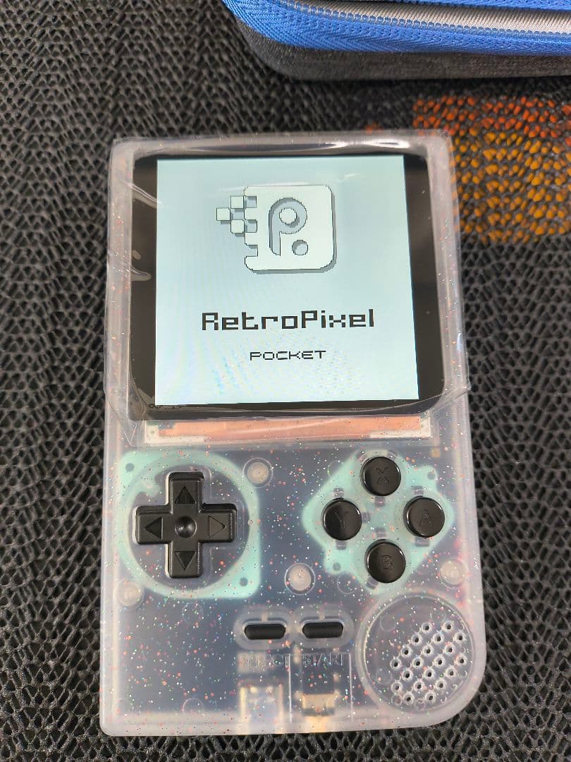 FunnyPlaying Retro Pixel Pocket V2 中古