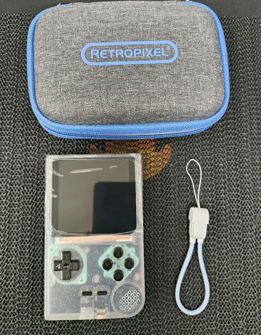 FunnyPlaying Retro Pixel Pocket V2 中古