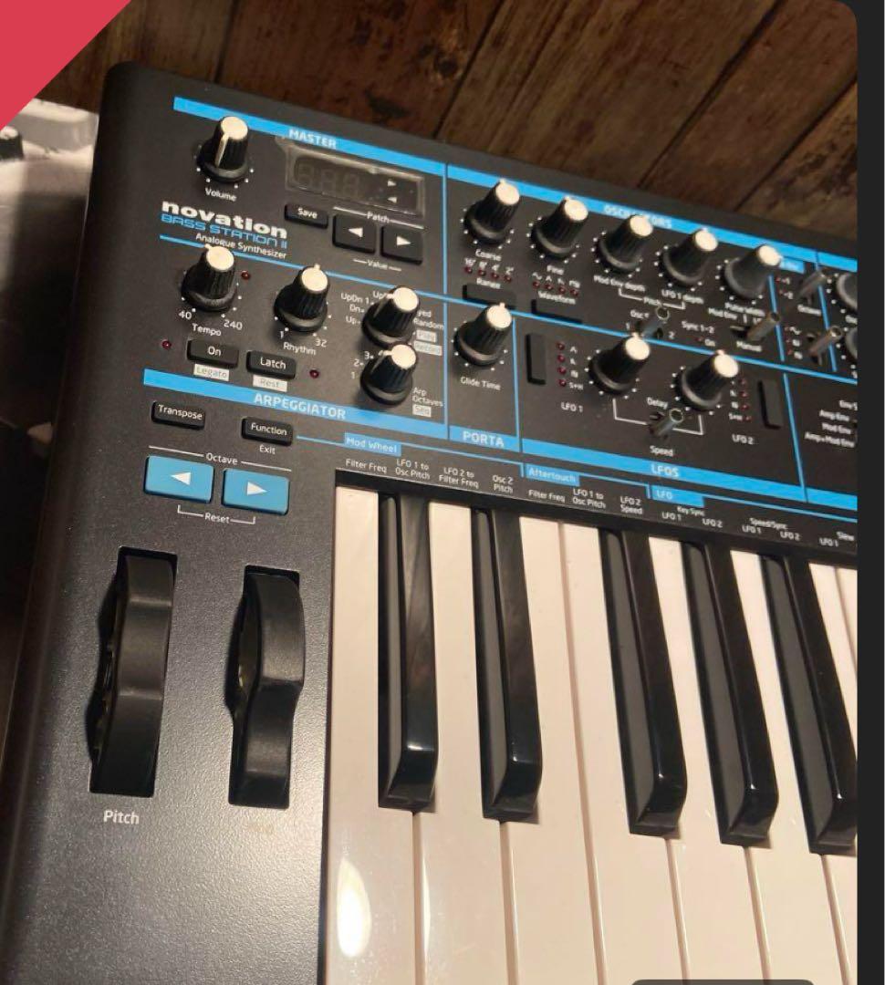 鍵盤楽器 Bass Station II NOVATION
