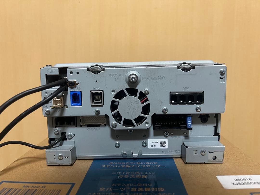 KENWOOD カーナビ2021年製 mdv-m808hd