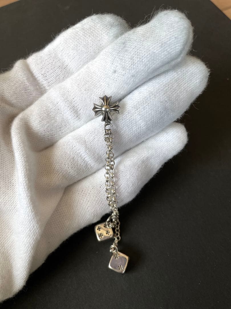 本物　クロムハーツダイスチャームさシングルピアス