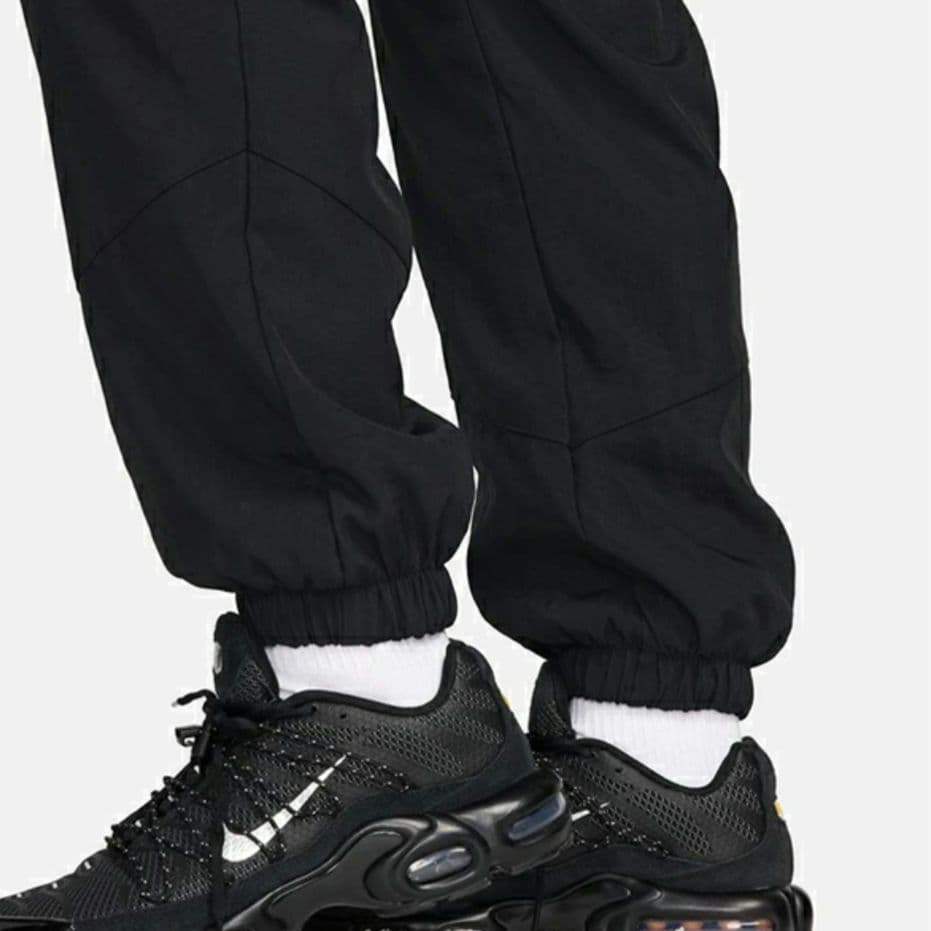 【新品正規品】NIKEウィンドランナーウーブンパンツ メンズL定価15,070円