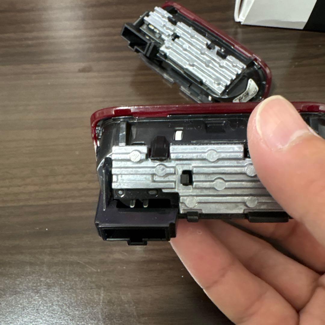 ポルシェ９１１　ＬＥＤドアプロジェクター　PORSCHEロゴ