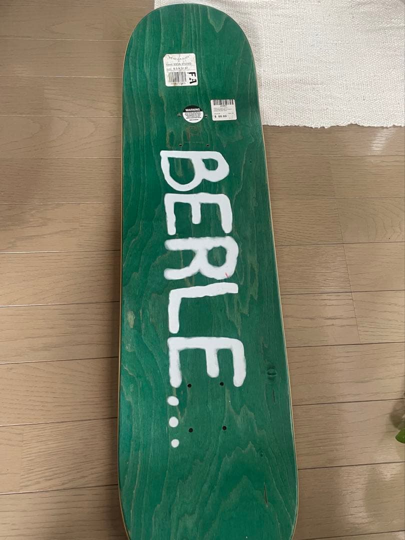 FUCKINGAWESOME ファッキンオーサム　スケボー　デッキ