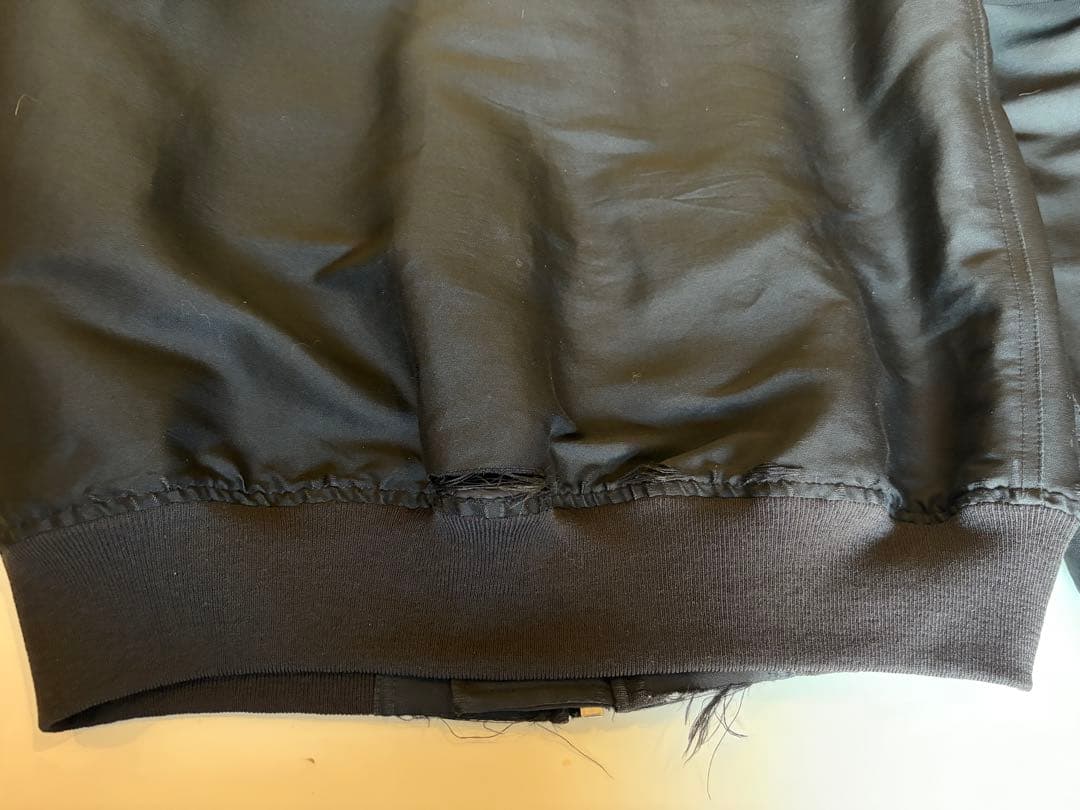 リックオウエンス　MA-1 ジャケット　ダメージ