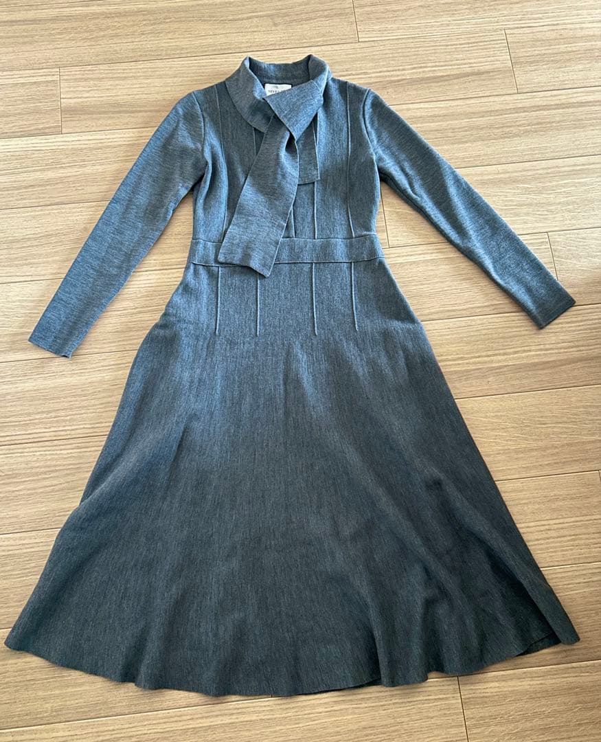 SEVENTEN by MIHO KAWAHITO ボウタイニットドレス