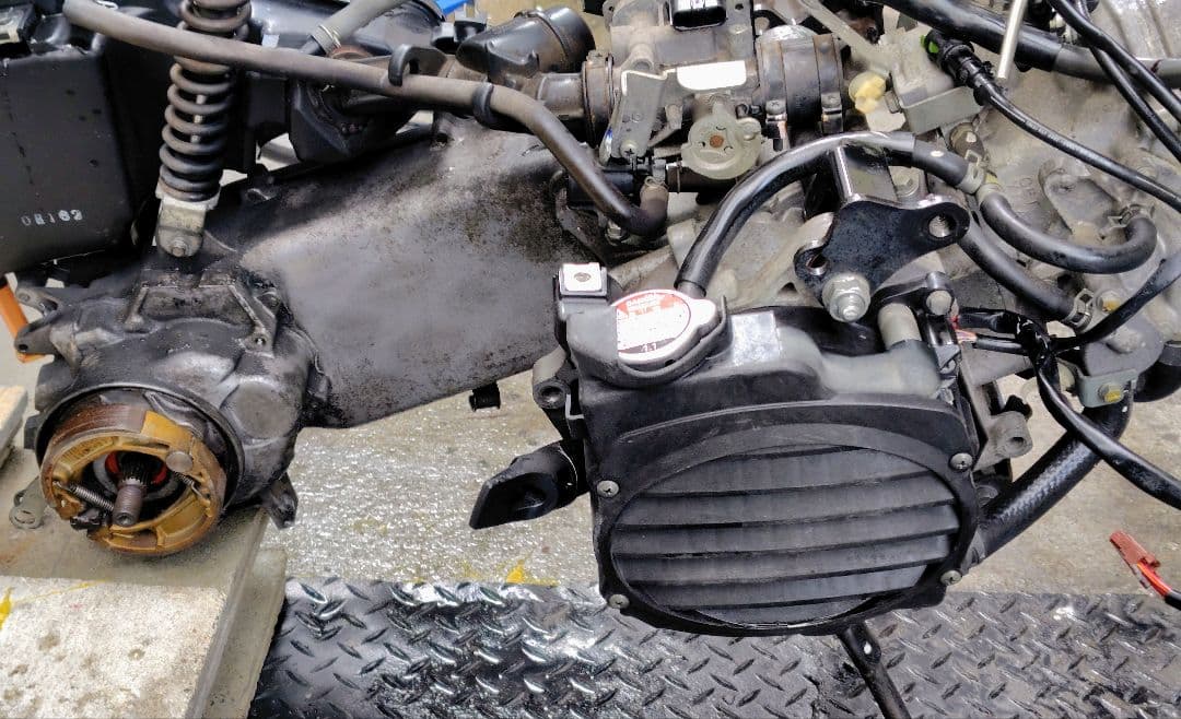 HONDAズーマー 純正50CCエンジン・リア廻り一式 【中古・お買得品】