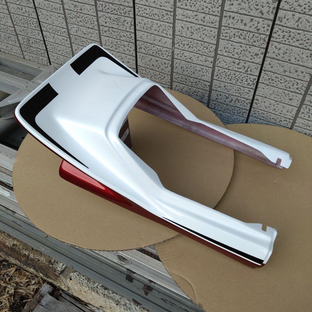 gorilla！　CBX400F CBX550F テールカウル　赤白　1型