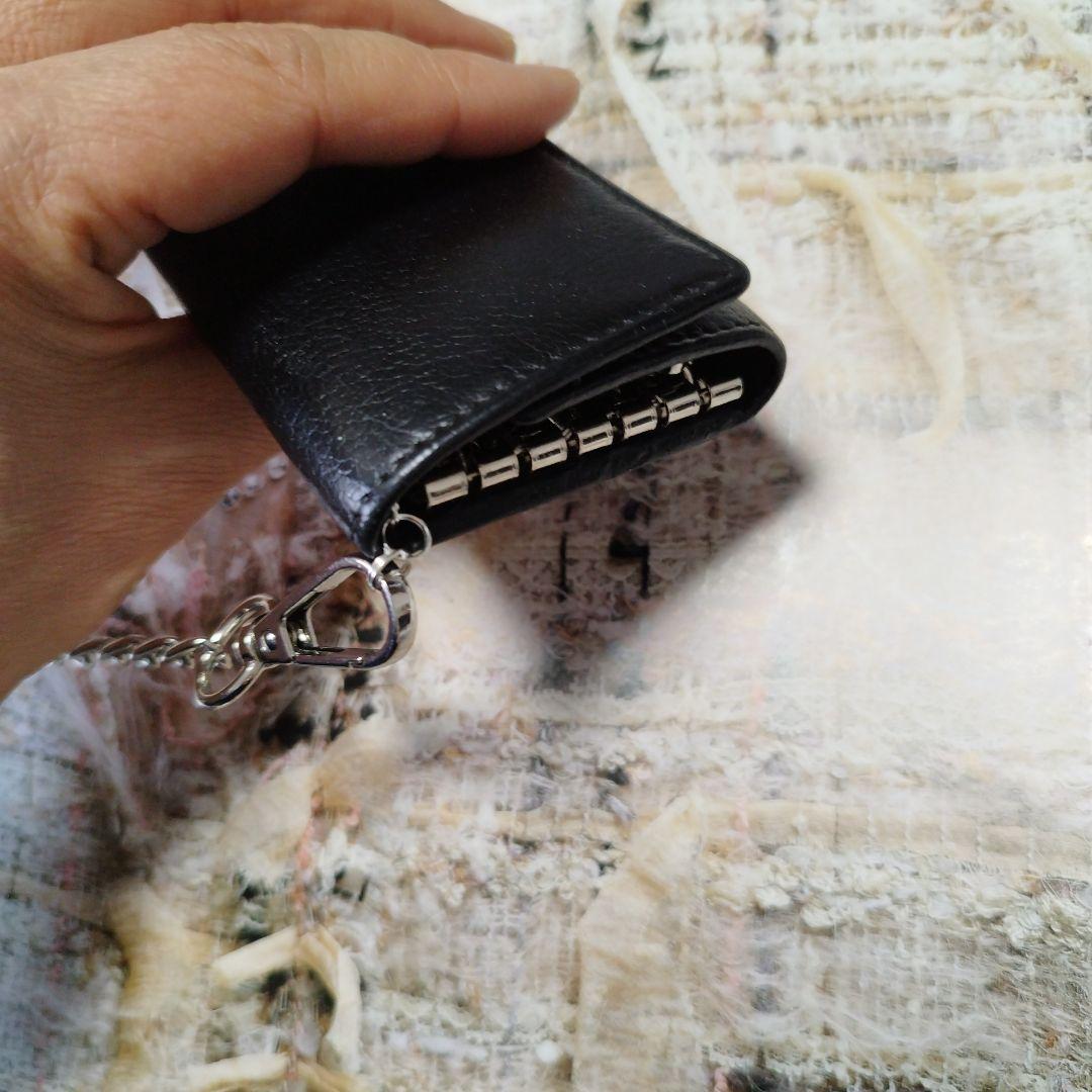 シャネル　カメリア　斜めがけキーケース