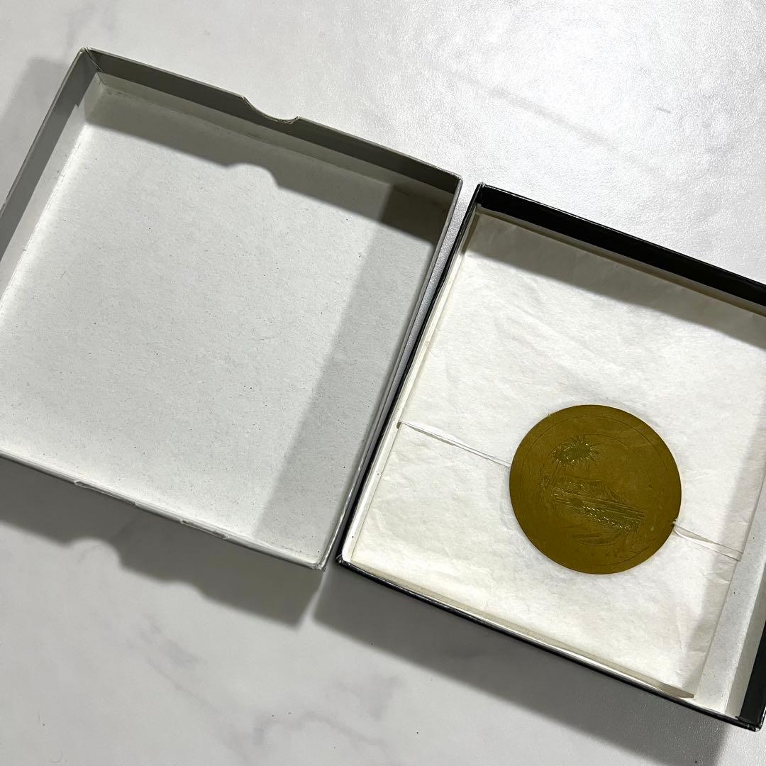 ほぼ未使用 ダンヒル 折り財布 ブラック 黒 レザー 本革 箱 保存袋付