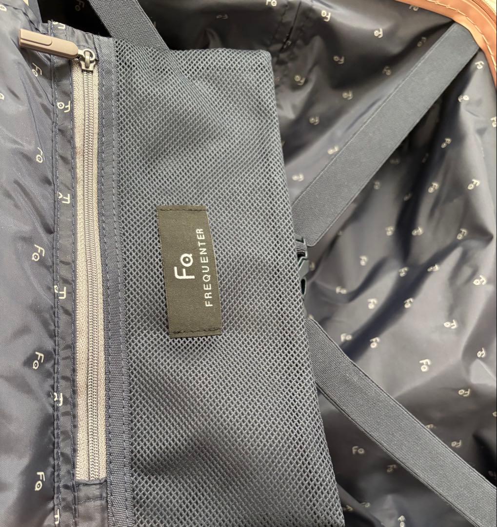 キャリーバッグ　フリクエンター