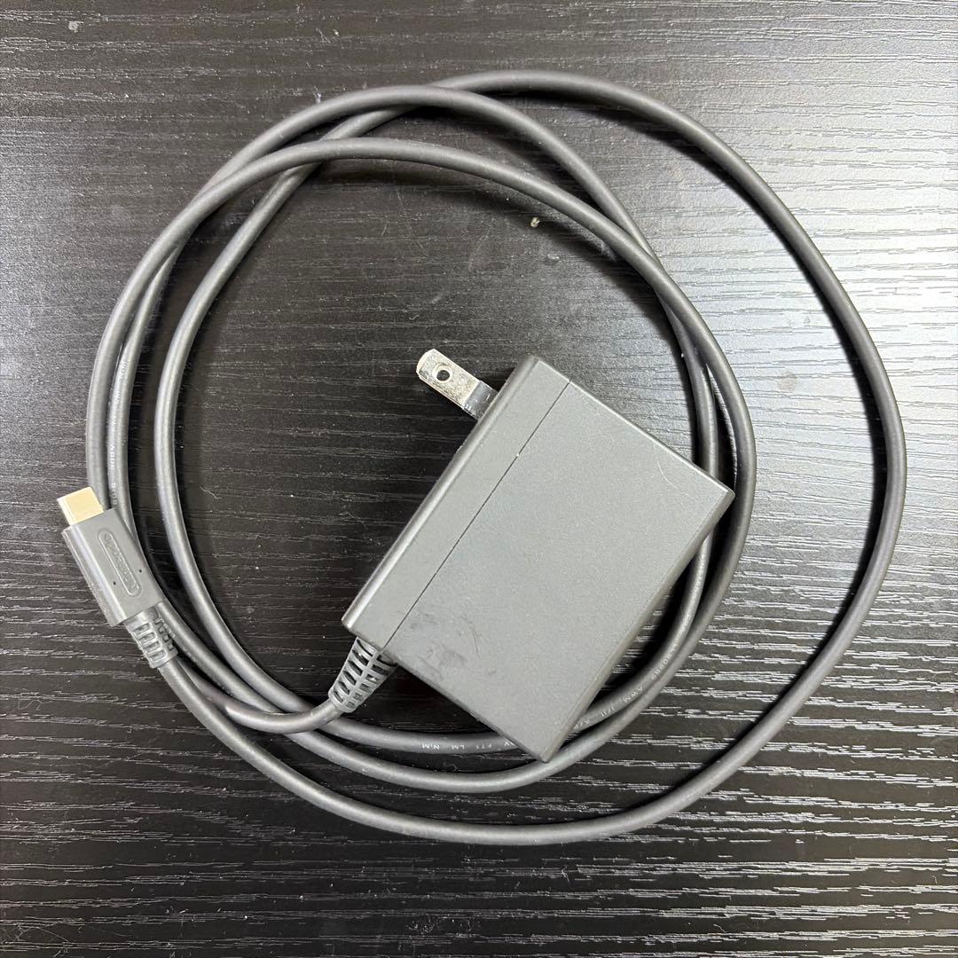 Nintendo Switch 本体（ケース、SDカード付）