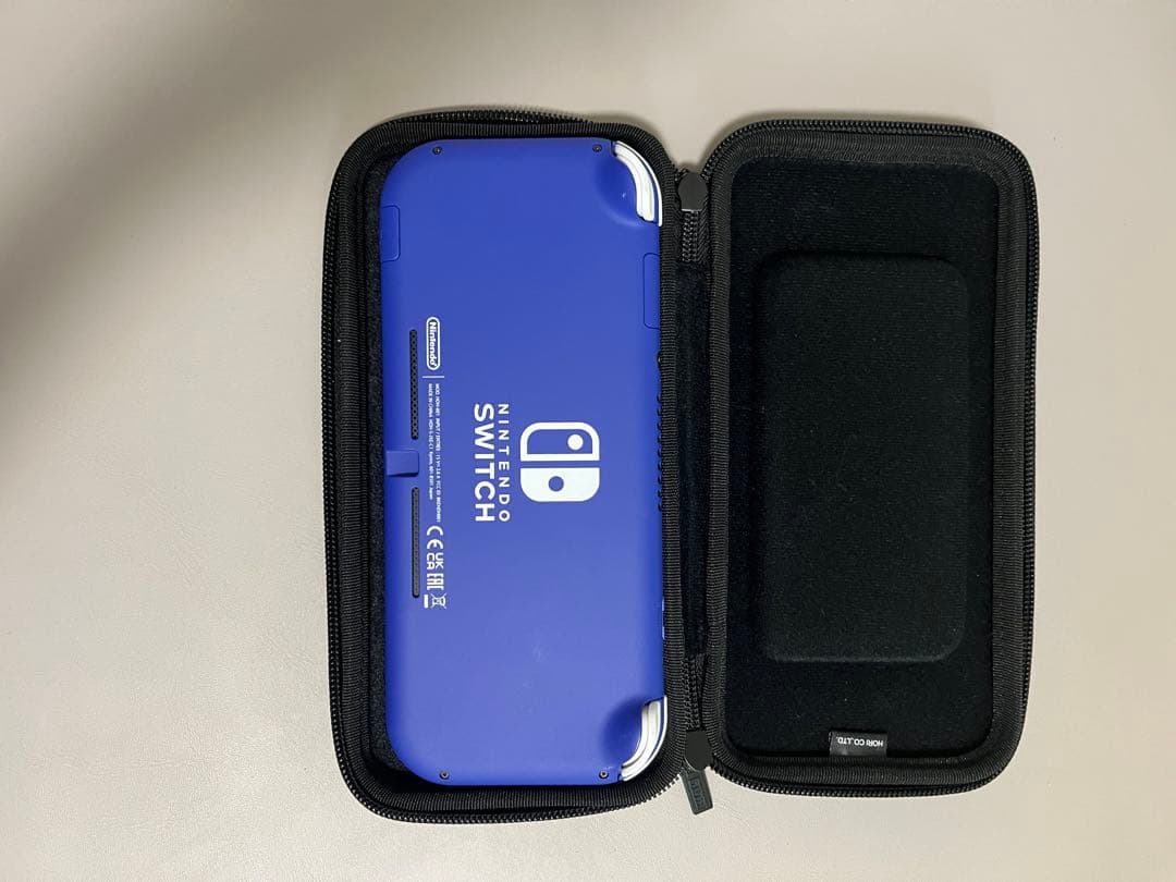 Nintendo Switch Lite 青 本体とケース付き