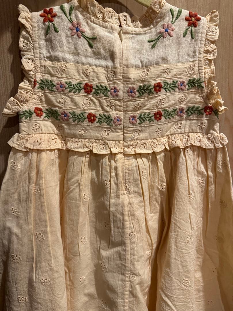 apolina 刺繍入りワンピース 5-7y 25ss