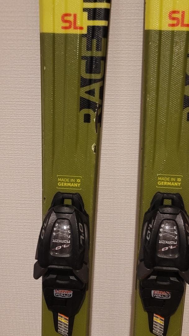 フォルクル RACETIGER SL ジュニア 140 スキー板・ストックセット