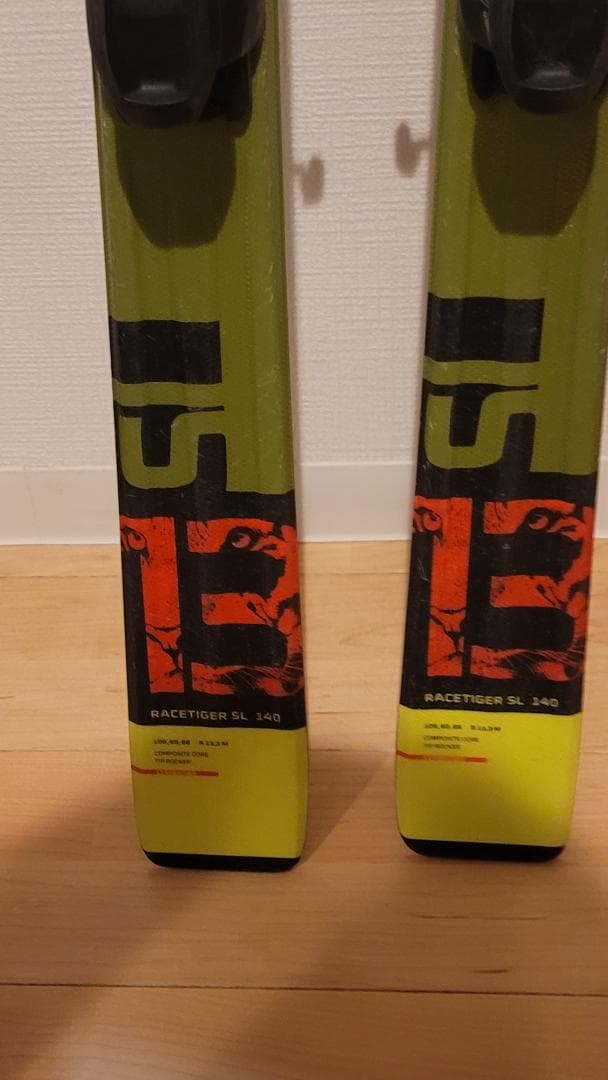 フォルクル RACETIGER SL ジュニア 140 スキー板・ストックセット