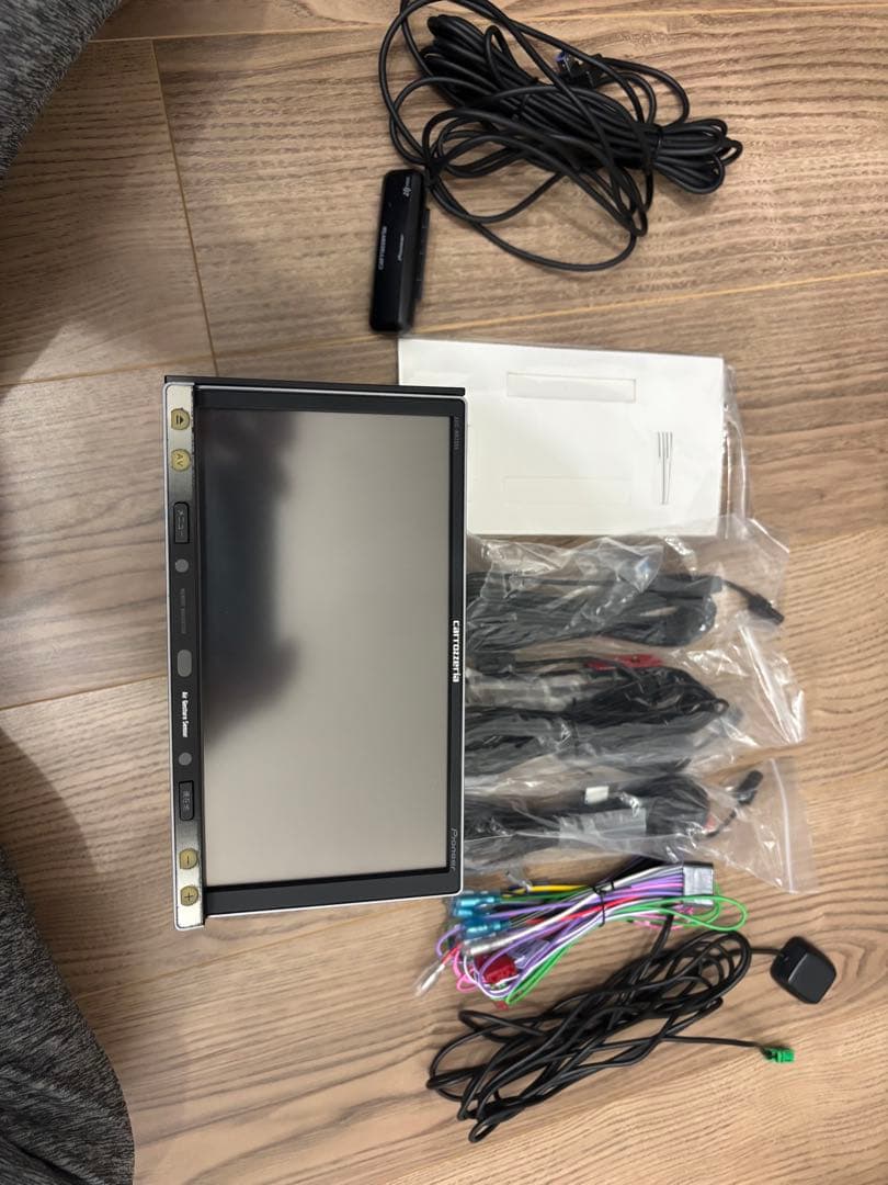 carrozzeria 7インチ楽ナビavic-mrz009 地図データ2023