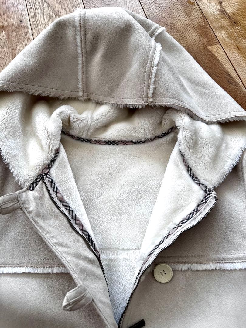 〈バーバリー〉フード付きムートンコート 160 ホワイト