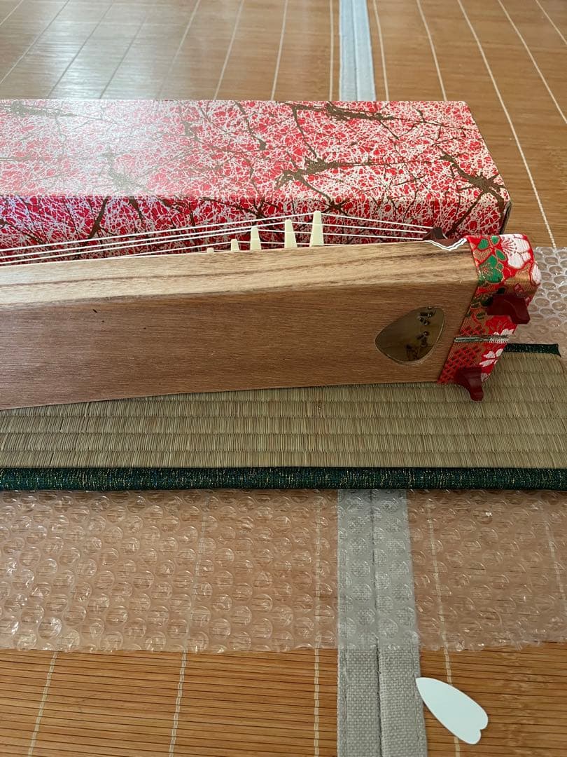【美品】台座付き ミニ琴 13弦 和楽器 未使用・長期保管 動作確認済み