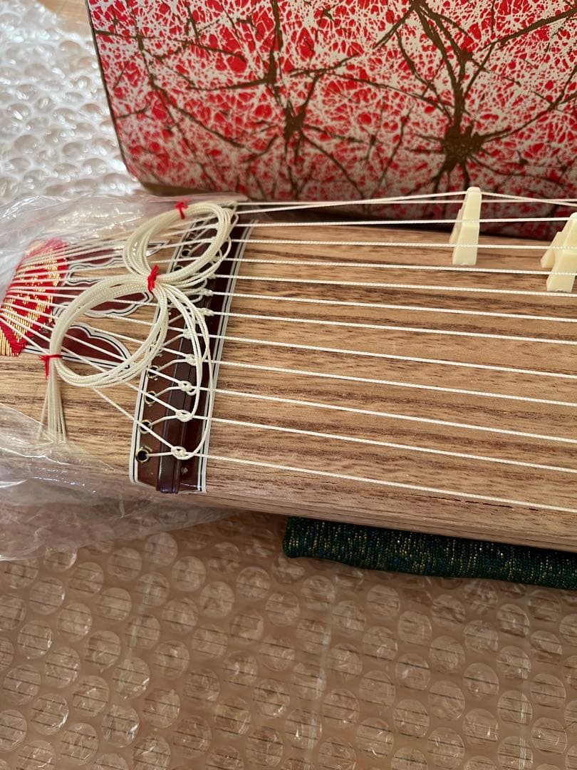 【美品】台座付き ミニ琴 13弦 和楽器 未使用・長期保管 動作確認済み