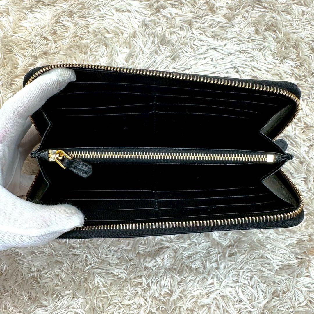 【美品】プラダ 長財布 ラウンドファスナー ブラック サフィアーノ 三角ロゴ