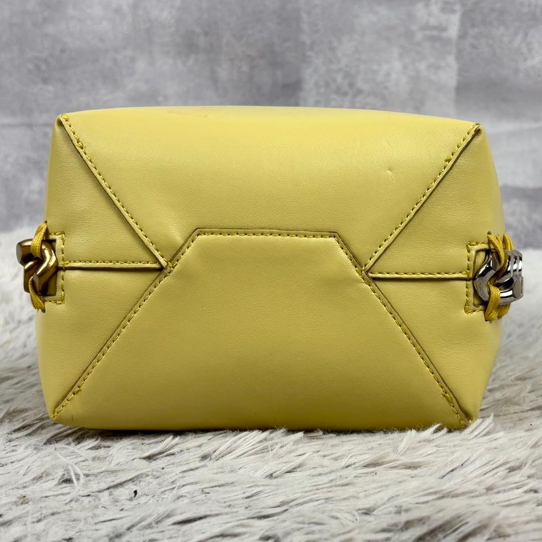 美品 ステラマッカートニー レザー ショルダーバッグ チェーン マグネット 黄