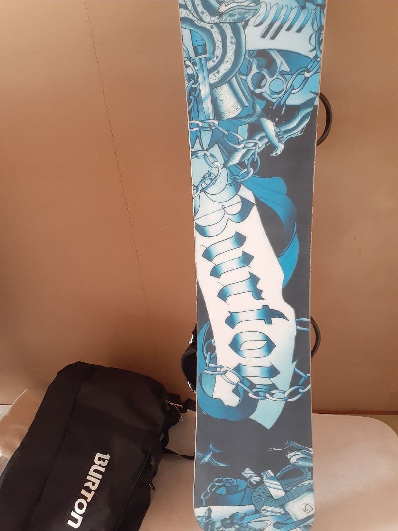 Burton スノーボード Salomonバインディング付き　カバー付