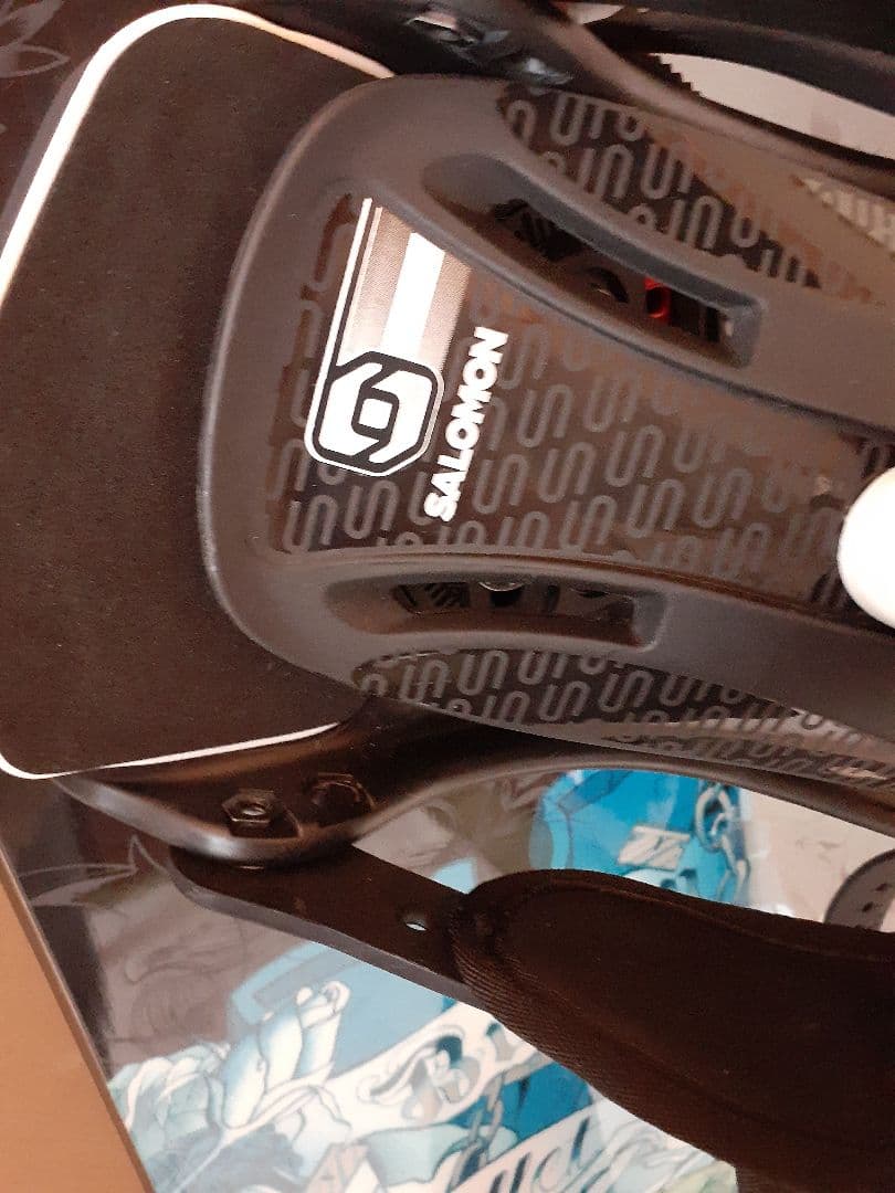 Burton スノーボード Salomonバインディング付き　カバー付