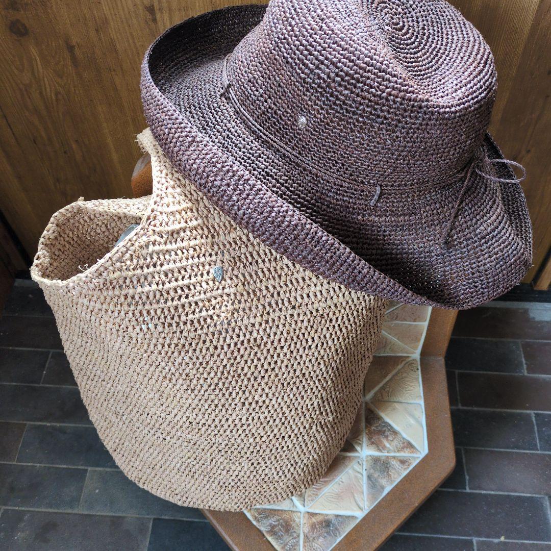 ヘレンカミンスキーのライファ帽子とワンショルダーバック