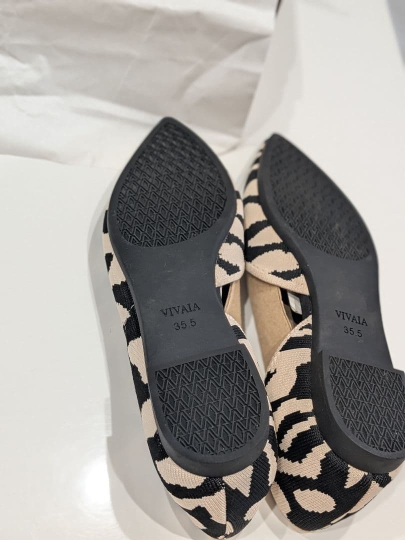 【試し履きのみ✨】箱ありVIVAIA ポインテッドトゥ フラットシューズ