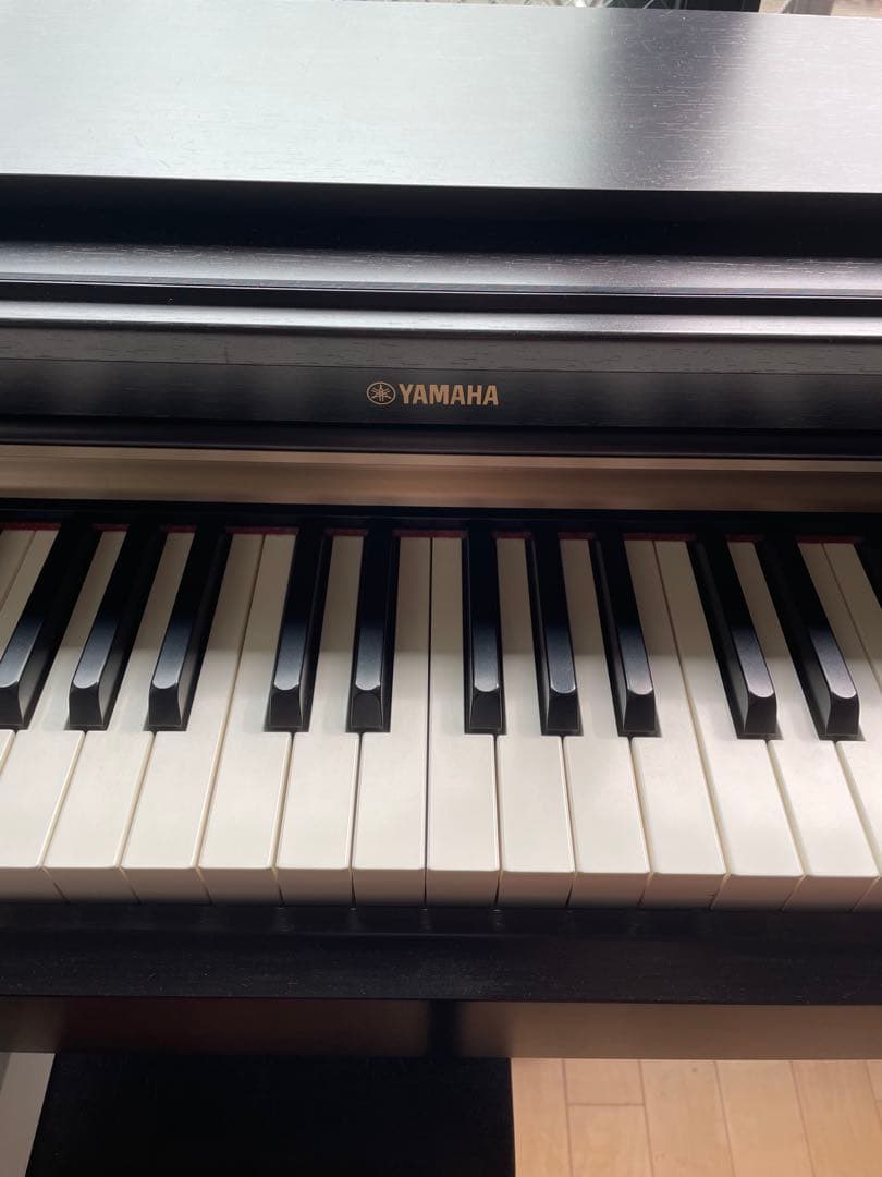 ヤマハYAMAHA YDP-162R 電子ピアノ