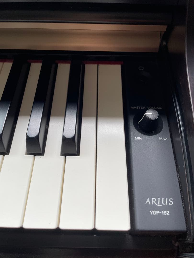 ヤマハYAMAHA YDP-162R 電子ピアノ
